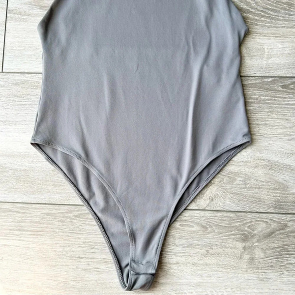 Zara  Halter Neck Bodysuit - Picture 8 of 13